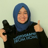 Portrait of a photographer (avatar) Yeha Regina Citra