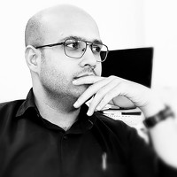Portrait of a photographer (avatar) Behzad Forouhar