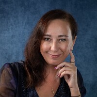 Portrait of a photographer (avatar) Oxana Laouri