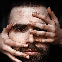 Portrait of a photographer (avatar) Damien Prokhorov