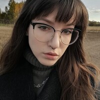 Portrait of a photographer (avatar) Юлианна