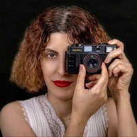 Portrait of a photographer (avatar) shay