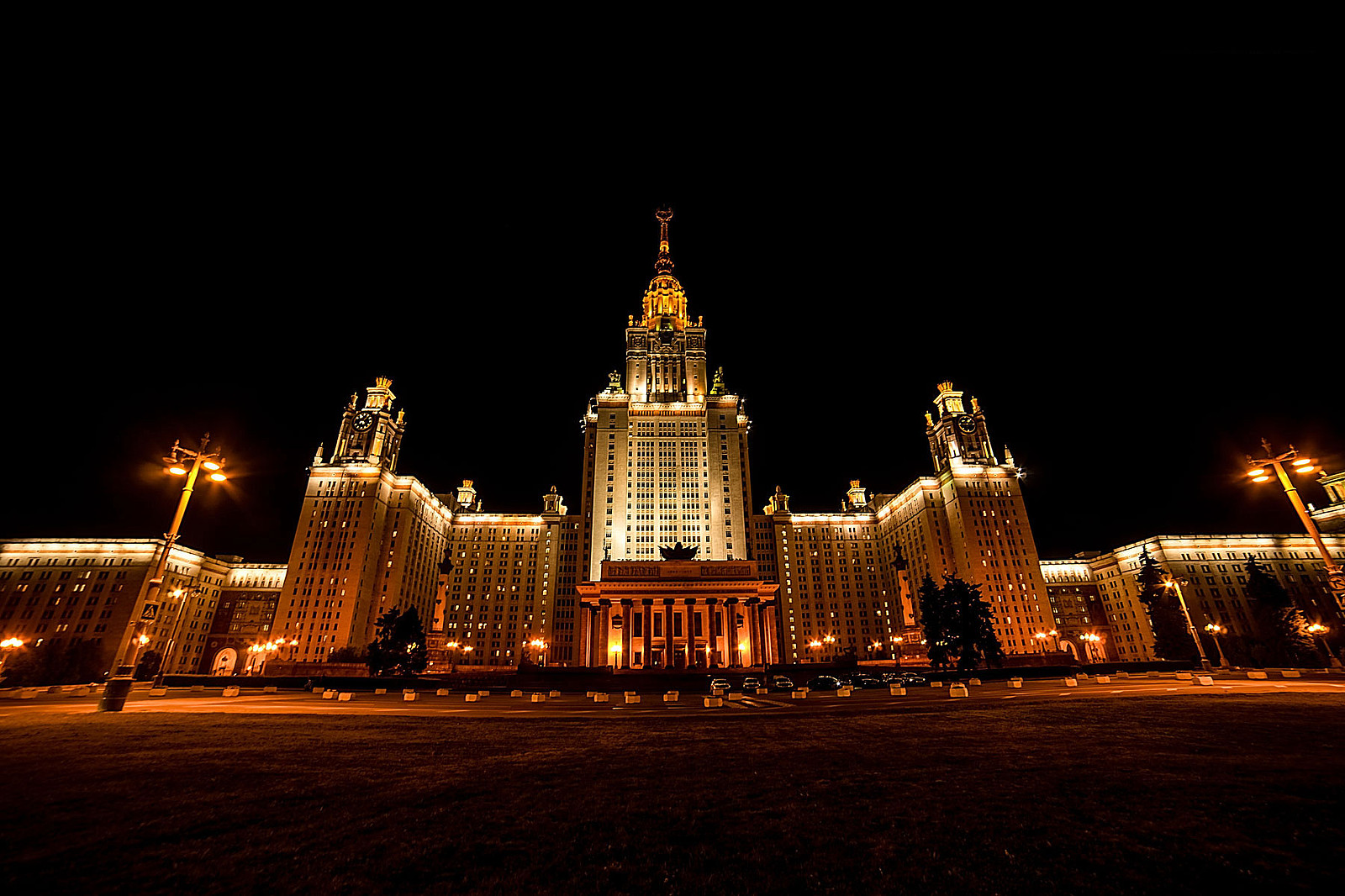 Москва МГУ вечер