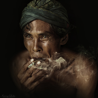 Portrait of a photographer (avatar) Irving Lubis