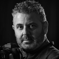 Portrait of a photographer (avatar) Antonio Aragon Renuncio