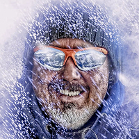 Portrait of a photographer (avatar) Holger Neuhaus (Carlos Santero)