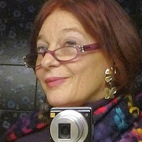 Portrait of a photographer (avatar) marina franci