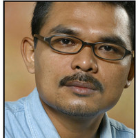 Portrait of a photographer (avatar) shamsul kamal zakaria (shamsul kamal bin zakaria)