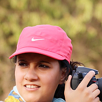Portrait of a photographer (avatar) Mona Singh