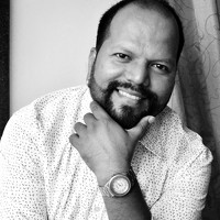 Portrait of a photographer (avatar) Dinesh Parab
