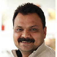 Portrait of a photographer (avatar) Haresh Patel