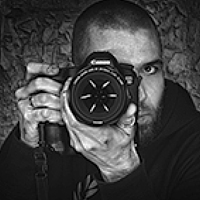 Portrait of a photographer (avatar) Cédric Brion Clavicule-pics